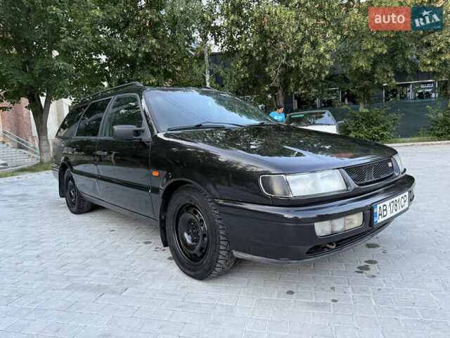 Черный Фольксваген Пассат, объемом двигателя 2.8 л и пробегом 274 тыс. км за 2500 $, фото 10 на Automoto.ua