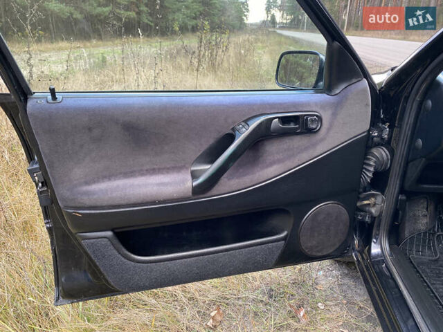 Черный Фольксваген Пассат, объемом двигателя 2 л и пробегом 330 тыс. км за 3550 $, фото 26 на Automoto.ua