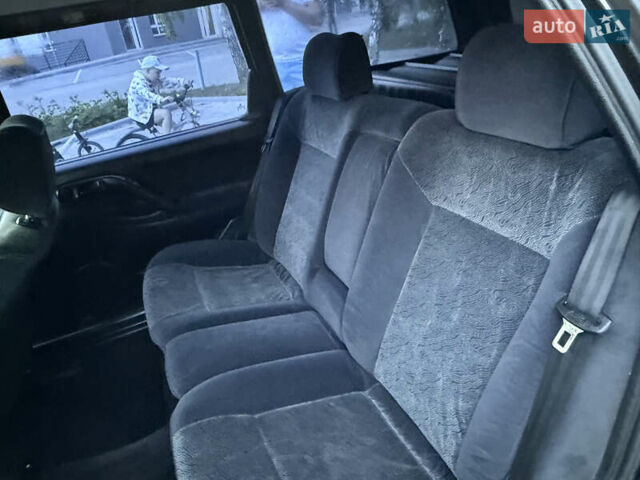 Черный Фольксваген Пассат, объемом двигателя 2.8 л и пробегом 274 тыс. км за 2000 $, фото 27 на Automoto.ua