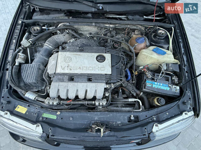 Черный Фольксваген Пассат, объемом двигателя 2.8 л и пробегом 274 тыс. км за 2650 $, фото 47 на Automoto.ua