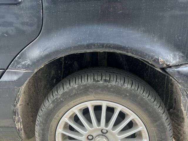 Черный Фольксваген Пассат, объемом двигателя 1.8 л и пробегом 450 тыс. км за 1800 $, фото 3 на Automoto.ua