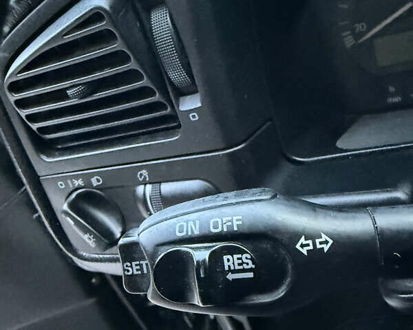 Черный Фольксваген Пассат, объемом двигателя 2.8 л и пробегом 274 тыс. км за 2000 $, фото 36 на Automoto.ua