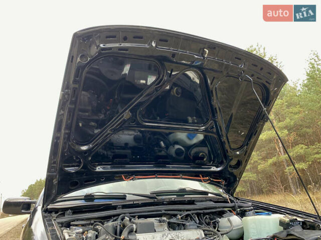 Черный Фольксваген Пассат, объемом двигателя 2 л и пробегом 330 тыс. км за 3550 $, фото 41 на Automoto.ua