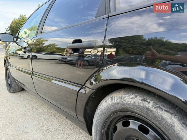 Черный Фольксваген Пассат, объемом двигателя 2.8 л и пробегом 274 тыс. км за 2650 $, фото 4 на Automoto.ua