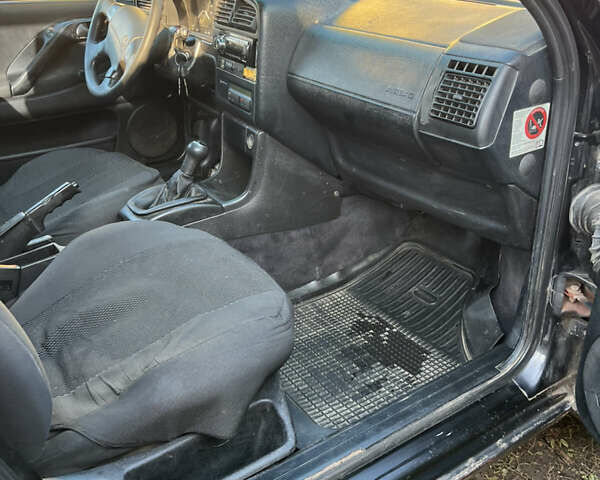 Чорний Фольксваген Пассат, об'ємом двигуна 1.98 л та пробігом 735 тис. км за 2400 $, фото 22 на Automoto.ua