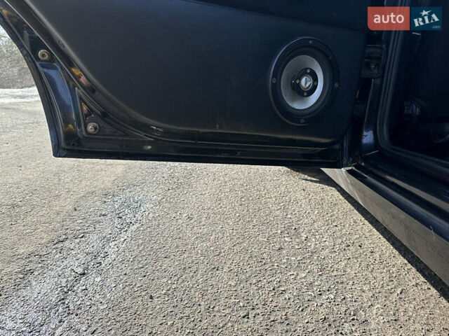 Черный Фольксваген Пассат, объемом двигателя 1.8 л и пробегом 300 тыс. км за 2500 $, фото 21 на Automoto.ua