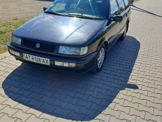 Фольксваген Пассат 1996 у Івано-Франківську на Automoto.ua Чорний Фольксваген Пассат, об'ємом двигуна 2 л та пробігом 250 тис. км за 4000 $, фото 1 на Automoto.ua