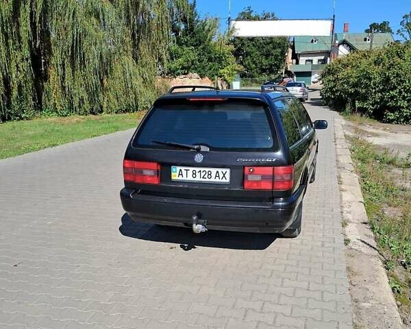 Фольксваген Пассат 1996 у Івано-Франківську на Automoto.ua Чорний Фольксваген Пассат, об'ємом двигуна 2 л та пробігом 250 тис. км за 4000 $, фото 2 на Automoto.ua