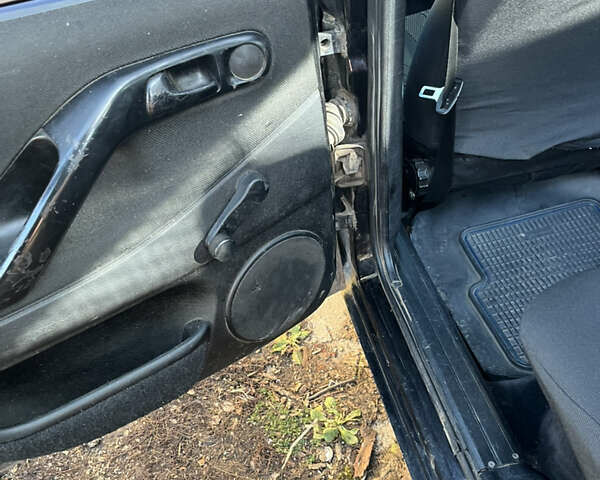 Чорний Фольксваген Пассат, об'ємом двигуна 1.98 л та пробігом 735 тис. км за 2400 $, фото 5 на Automoto.ua