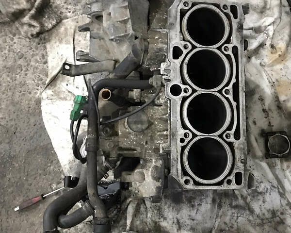 Черный Фольксваген Пассат, объемом двигателя 1.6 л и пробегом 350 тыс. км за 3200 $, фото 27 на Automoto.ua