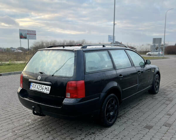 Черный Фольксваген Пассат, объемом двигателя 1.6 л и пробегом 350 тыс. км за 3200 $, фото 6 на Automoto.ua