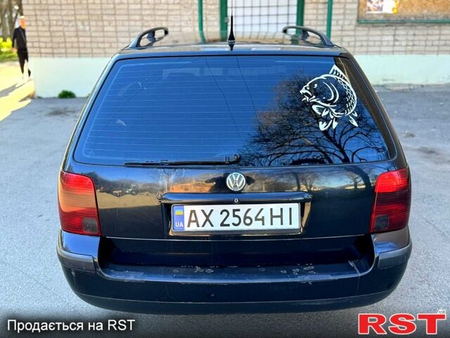 Черный Фольксваген Пассат, объемом двигателя 1.6 л и пробегом 347 тыс. км за 2700 $, фото 3 на Automoto.ua