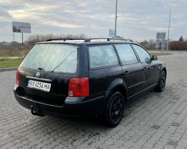 Черный Фольксваген Пассат, объемом двигателя 1.6 л и пробегом 350 тыс. км за 3200 $, фото 7 на Automoto.ua