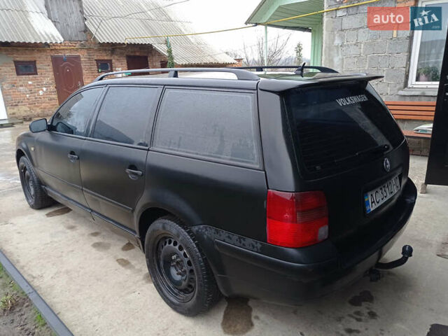 Черный Фольксваген Пассат, объемом двигателя 1.9 л и пробегом 481 тыс. км за 3299 $, фото 1 на Automoto.ua