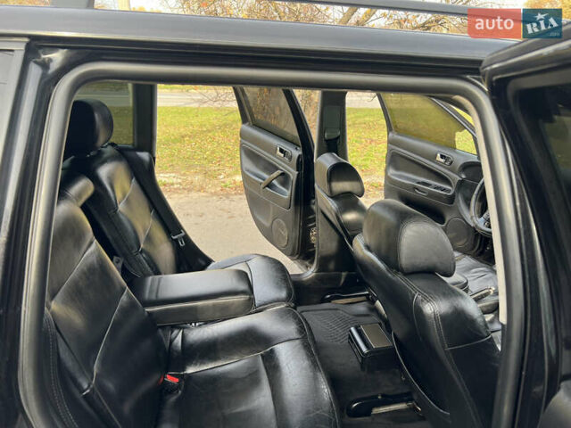 Черный Фольксваген Пассат, объемом двигателя 1.9 л и пробегом 300 тыс. км за 2599 $, фото 3 на Automoto.ua