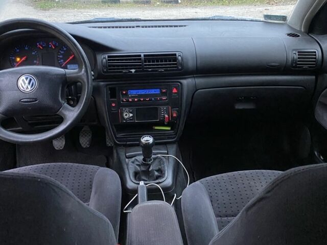 Чорний Фольксваген Пассат, об'ємом двигуна 1.9 л та пробігом 300 тис. км за 1550 $, фото 8 на Automoto.ua