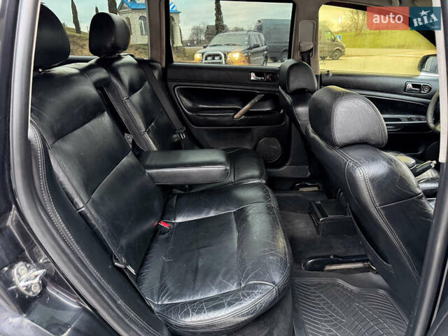 Черный Фольксваген Пассат, объемом двигателя 1.9 л и пробегом 408 тыс. км за 2999 $, фото 41 на Automoto.ua