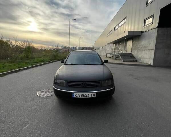 Чорний Фольксваген Пассат, об'ємом двигуна 2.8 л та пробігом 268 тис. км за 2700 $, фото 9 на Automoto.ua