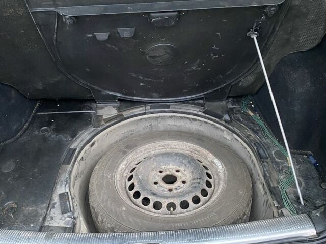 Чорний Фольксваген Пассат, об'ємом двигуна 1.9 л та пробігом 300 тис. км за 1550 $, фото 13 на Automoto.ua