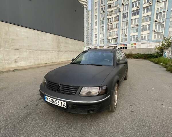 Чорний Фольксваген Пассат, об'ємом двигуна 2.8 л та пробігом 268 тис. км за 2700 $, фото 14 на Automoto.ua