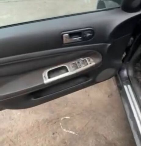 Чорний Фольксваген Пассат, об'ємом двигуна 1.9 л та пробігом 2 тис. км за 2400 $, фото 5 на Automoto.ua