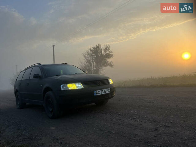 Черный Фольксваген Пассат, объемом двигателя 1.9 л и пробегом 481 тыс. км за 3299 $, фото 15 на Automoto.ua