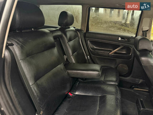 Черный Фольксваген Пассат, объемом двигателя 1.9 л и пробегом 405 тыс. км за 2900 $, фото 35 на Automoto.ua