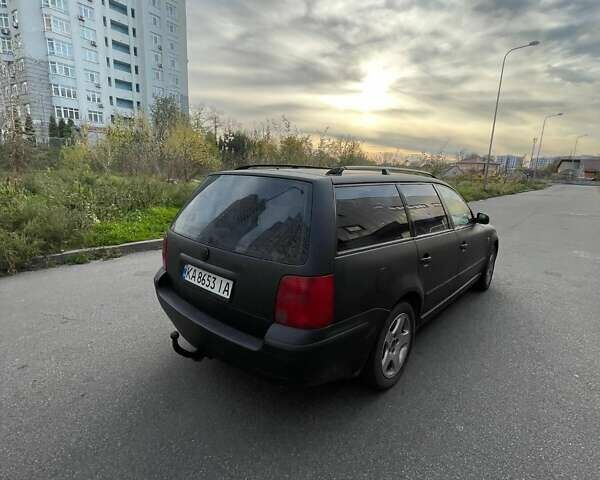 Чорний Фольксваген Пассат, об'ємом двигуна 2.8 л та пробігом 268 тис. км за 2700 $, фото 10 на Automoto.ua