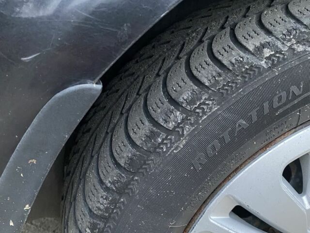 Чорний Фольксваген Пассат, об'ємом двигуна 1.9 л та пробігом 300 тис. км за 1550 $, фото 12 на Automoto.ua