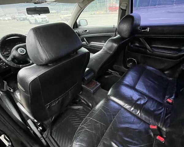 Чорний Фольксваген Пассат, об'ємом двигуна 2.8 л та пробігом 380 тис. км за 2500 $, фото 22 на Automoto.ua