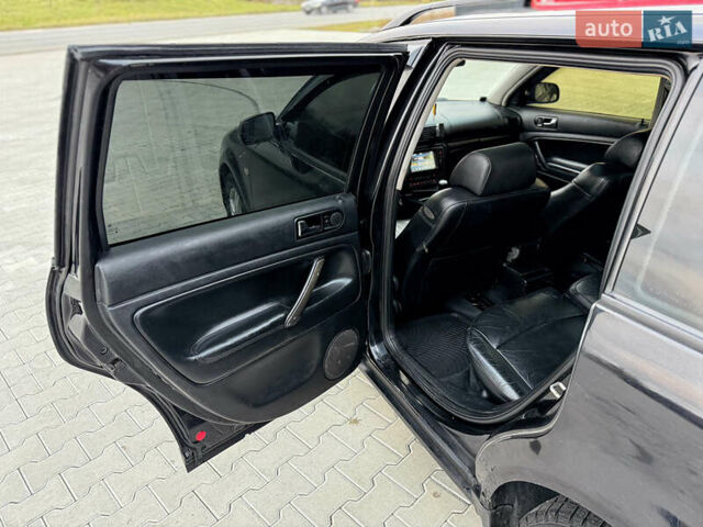 Черный Фольксваген Пассат, объемом двигателя 1.9 л и пробегом 408 тыс. км за 2999 $, фото 26 на Automoto.ua