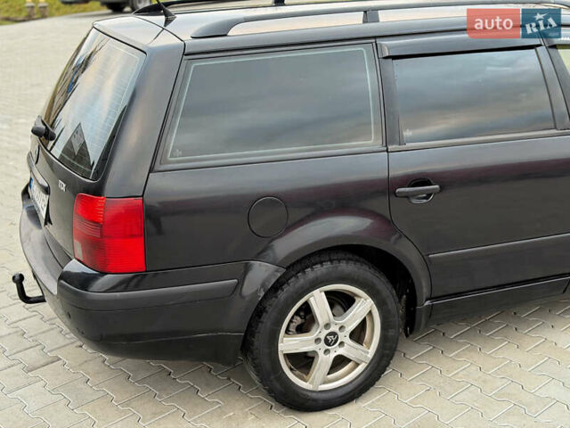 Черный Фольксваген Пассат, объемом двигателя 1.9 л и пробегом 408 тыс. км за 2999 $, фото 18 на Automoto.ua