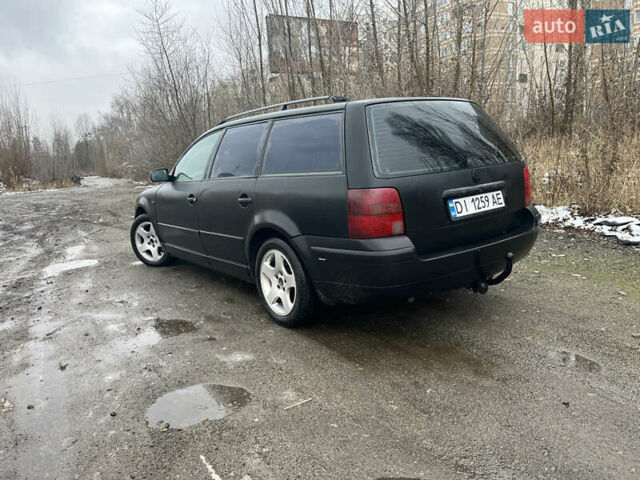 Черный Фольксваген Пассат, объемом двигателя 2.77 л и пробегом 430 тыс. км за 2000 $, фото 3 на Automoto.ua