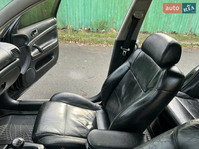 Черный Фольксваген Пассат, объемом двигателя 1.9 л и пробегом 300 тыс. км за 2599 $, фото 8 на Automoto.ua