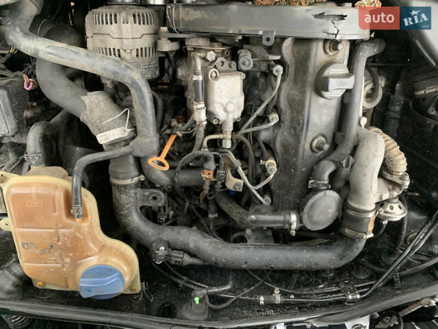 Чорний Фольксваген Пассат, об'ємом двигуна 1.9 л та пробігом 457 тис. км за 1500 $, фото 6 на Automoto.ua