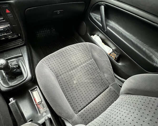 Черный Фольксваген Пассат, объемом двигателя 1.9 л и пробегом 481 тыс. км за 3299 $, фото 22 на Automoto.ua