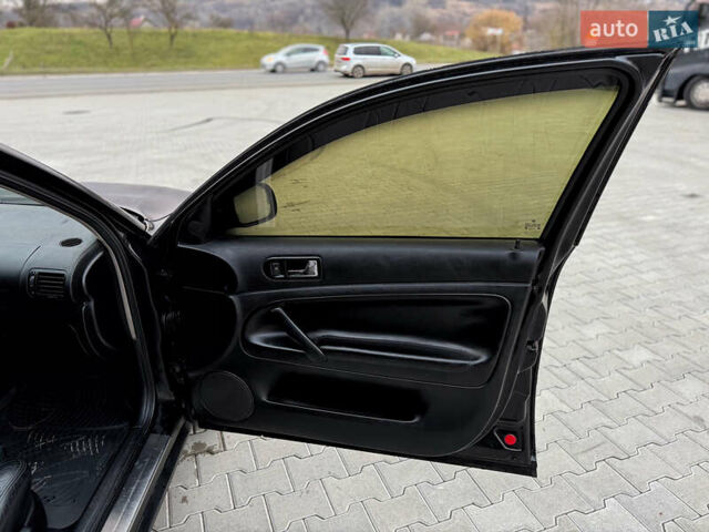 Черный Фольксваген Пассат, объемом двигателя 1.9 л и пробегом 408 тыс. км за 2999 $, фото 28 на Automoto.ua