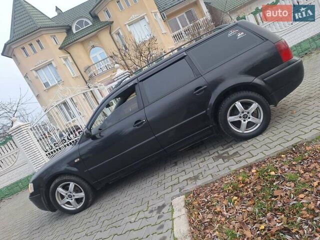 Черный Фольксваген Пассат, объемом двигателя 1.9 л и пробегом 408 тыс. км за 2800 $, фото 1 на Automoto.ua