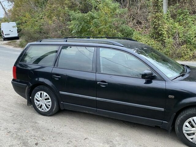 Чорний Фольксваген Пассат, об'ємом двигуна 1.9 л та пробігом 300 тис. км за 1550 $, фото 2 на Automoto.ua