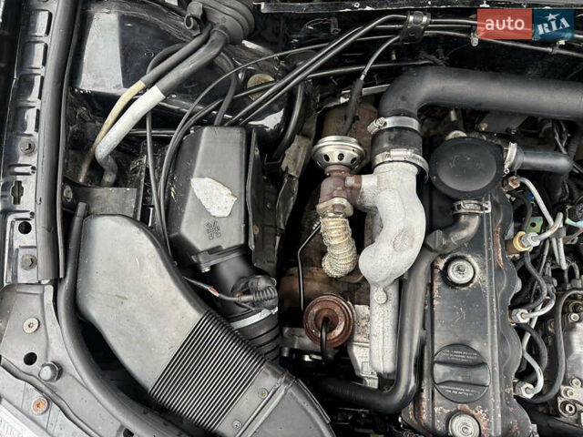 Черный Фольксваген Пассат, объемом двигателя 1.9 л и пробегом 405 тыс. км за 2900 $, фото 39 на Automoto.ua