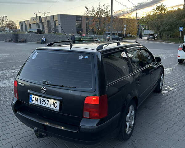 Черный Фольксваген Пассат, объемом двигателя 1.9 л и пробегом 375 тыс. км за 4550 $, фото 3 на Automoto.ua