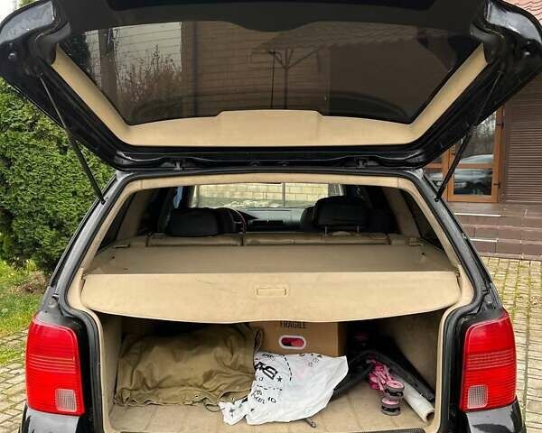 Черный Фольксваген Пассат, объемом двигателя 1.78 л и пробегом 300 тыс. км за 3000 $, фото 17 на Automoto.ua