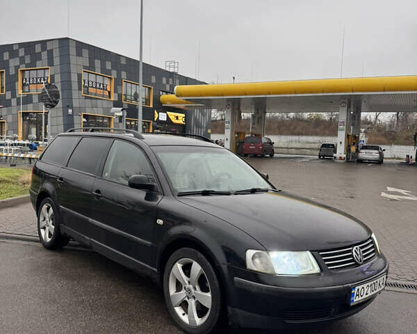 Черный Фольксваген Пассат, объемом двигателя 1.9 л и пробегом 290 тыс. км за 3200 $, фото 1 на Automoto.ua