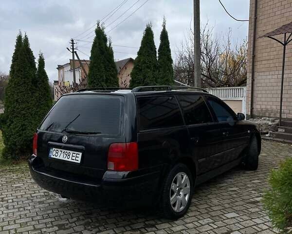 Черный Фольксваген Пассат, объемом двигателя 1.78 л и пробегом 300 тыс. км за 3000 $, фото 6 на Automoto.ua