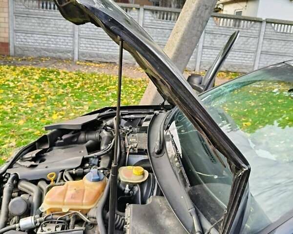 Черный Фольксваген Пассат, объемом двигателя 1.8 л и пробегом 345 тыс. км за 1883 $, фото 1 на Automoto.ua