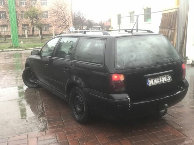 Черный Фольксваген Пассат, объемом двигателя 1.9 л и пробегом 3 тыс. км за 1200 $, фото 2 на Automoto.ua