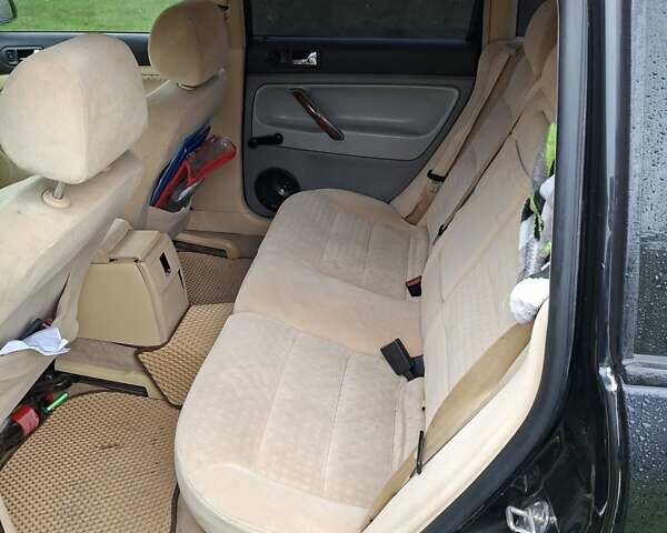 Черный Фольксваген Пассат, объемом двигателя 1.9 л и пробегом 538 тыс. км за 3900 $, фото 2 на Automoto.ua