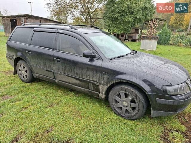 Черный Фольксваген Пассат, объемом двигателя 1.9 л и пробегом 538 тыс. км за 3900 $, фото 3 на Automoto.ua