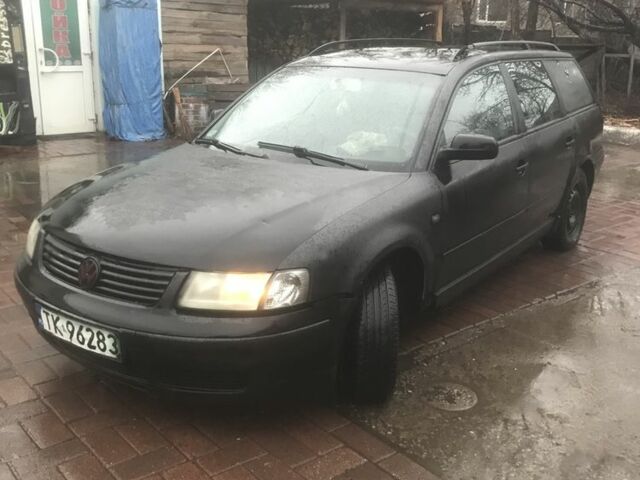 Черный Фольксваген Пассат, объемом двигателя 1.9 л и пробегом 3 тыс. км за 1200 $, фото 1 на Automoto.ua
