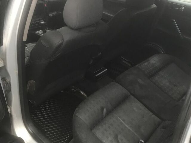 Черный Фольксваген Пассат, объемом двигателя 1.9 л и пробегом 3 тыс. км за 1200 $, фото 5 на Automoto.ua